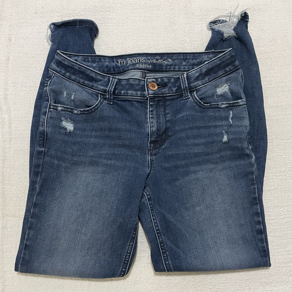 M JEANS BY MAURICES MID-RISE DISTRESSED SKINNY‎ JEANS Women's Small Short
